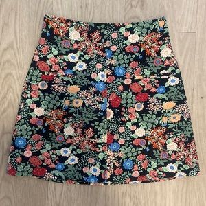 Zara Women’s Floral Miniskirt Zip-Up